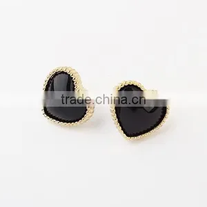 Fashion Sweet Peach Heart Lady Stud Earrings thumbnail-1