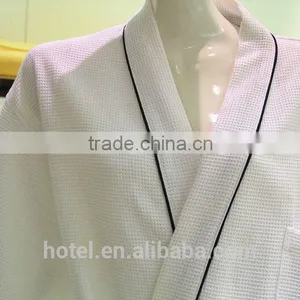 Hot Sale Waffle Bath Robe for Hotel With Embroidery Logo thumbnail-2