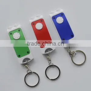 Hot Selling Cheap Plastic Promotional Fish Shape CE&ROHS Mini Led Keychain thumbnail-4