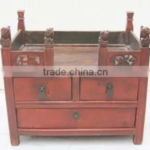 Chinese Antique Red Lacqured Wooden Niche for Statue of Buddha thumbnail-1