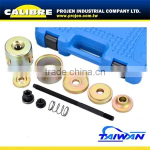 CALIBRE Tool of Extracting and Inserting Rear Axle Silent Blocks thumbnail-1