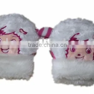 Plush Gloves thumbnail-1
