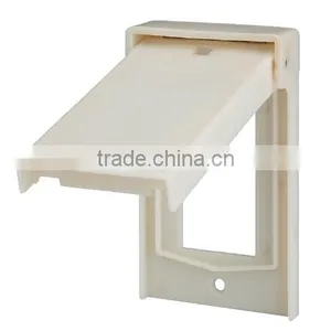 One Gang Plastic Waterproof Cover for GFCI/ Decorator Devices thumbnail-1