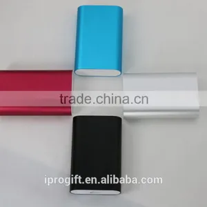 New Design Retail Outdoor Busniess Travel Power Bank 6000mah thumbnail-3