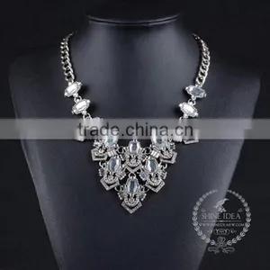 High Quality Colorful Resin Chunky Statement Necklace Tin Alloy Fashion Women Pendant Necklace 6390120 thumbnail-3