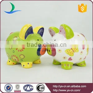 Promotional Hand-painted Ceramic Piggy Banks thumbnail-1