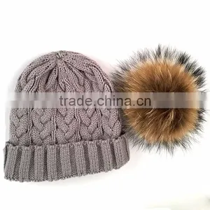 Myfur Light Grey Popular Design Cable Knit Hat With Removable Raccoon Fur Pom Pom thumbnail-3