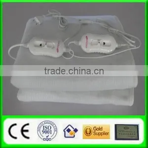 Turkish Customer Visit Our Hongkong Exhibition for Polyester Electric Blanket With CE,ROHS Certification thumbnail-4