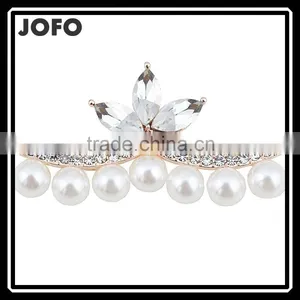 China Supplier Cheap Wholesale Zinc Alloy Magnetic Artificial Flower Rhinestone Brooch thumbnail-1