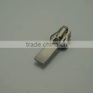 Single Lock OEM Price Zipper Slider for Luggage thumbnail-4