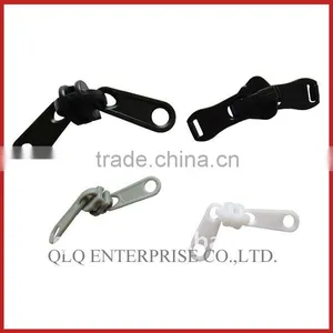 Two Ways Non Lock Plastic Zipper Slider thumbnail-1