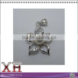 Made in China 925 Sterling Silver Flower Pearl Pendant thumbnail-1