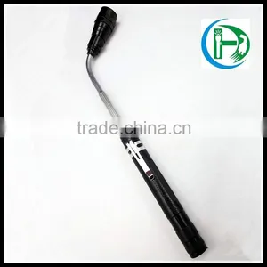 Telescopic Magnetic Pick up Tool With Flashlight thumbnail-3