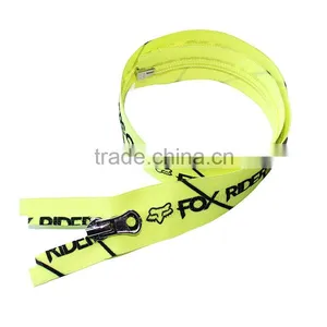 Custom Printing Waterproof Laser Reflective Zipper thumbnail-5