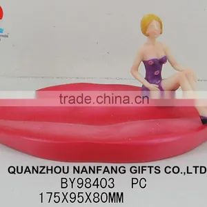 Lips Jewelry Holder Resin thumbnail-1