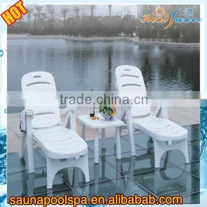 Outdoor Folding Beach Chair thumbnail-1
