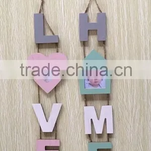Wooden LOVE / HOME Letter Hanging Ornaments Photo Frame Gifts for Home Decoration on Wall thumbnail-1