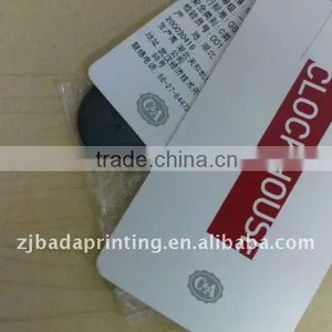 2012Paper Garment Hang Tags thumbnail-1