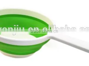 Wholesale Stock Small Order Plastic Handle Folding Flexible Water Ladle thumbnail-1
