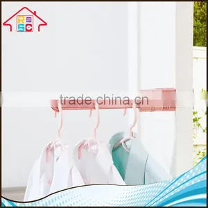NBRSC Plastic Expandable Indoor Clothes Hanger thumbnail-1