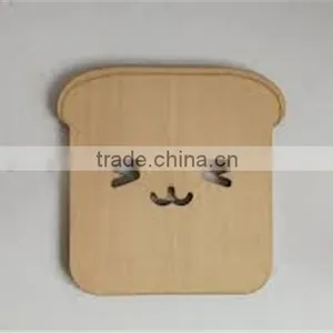 2017 Wooden Cute Smile Face Cup Coaster Made in China thumbnail-1
