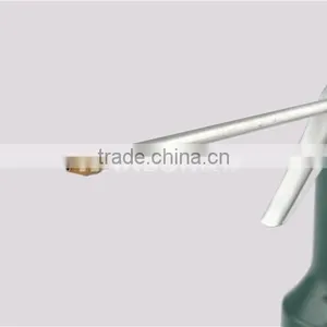 Professional Machine Oiler/ High Pressure Oiler With Handle thumbnail-3