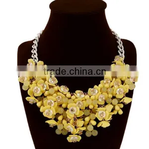 Zm33312a Colorful Fashion Women Resin Flower Bohemian Necklace Jewelries thumbnail-3