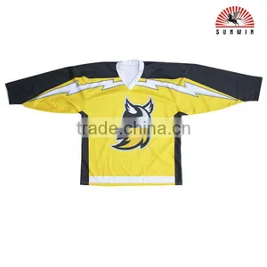Hockey Jersey Black and Gold thumbnail-1