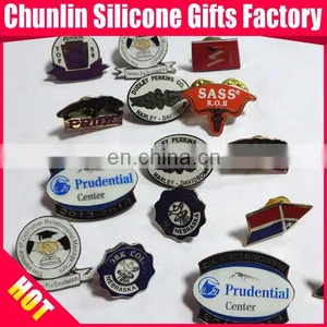 2017 Wholesale Cheap Metal Pin Badges for Promotion thumbnail-1