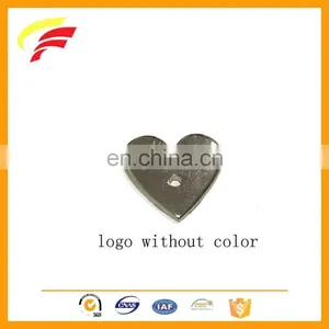 Customized Zinc Alloy Metal Two Holes Heart Shaped Button With Enamel Logo thumbnail-6