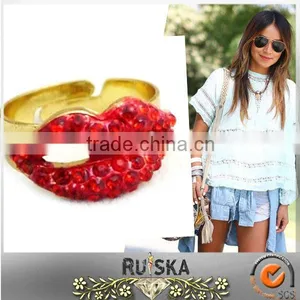 Fashion Trend Full Crystal Red Clip Shaped Ring thumbnail-1