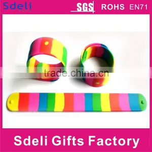 Customized Rainbow Promotional Snap Silicone Slap Wrist Band thumbnail-1