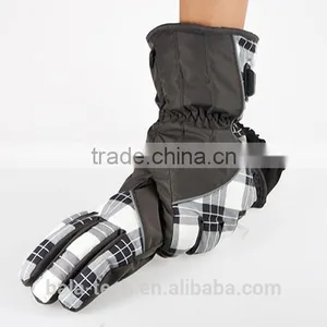 Battery Operated Rechargeable Lithium CE/ROHS Durable Warm Waterproof Heated/heating Glove thumbnail-2