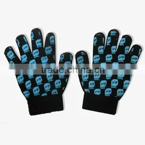 Gloves thumbnail-1