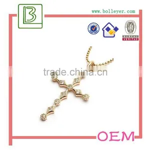 Cross Shaped Pendant Necklace With Diamond thumbnail-2