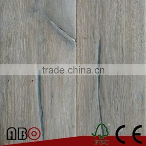 Easy Care Light Smoked Oak Engineered Wood Flooring thumbnail-5