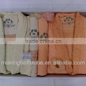 HIgh Quality Classical 100% Cotton Terry Bathrobe Slippers Gift Set thumbnail-3