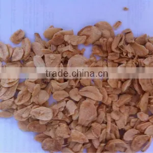 Dehydrated Garlic Flake thumbnail-1