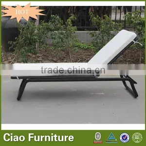 Flower Weaving Outdoor Furniture Plastic Rattan Beach Sun Lounger thumbnail-2