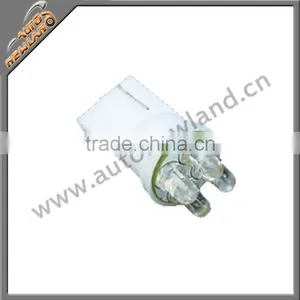 White T10 Car Led Bulb thumbnail-1