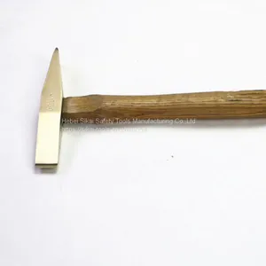 Non Sparking Hand Tools Wooden Handle Aluminum Bronze Alloy Chipping Hammer thumbnail-1