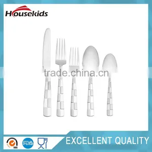 Silver Checkered Stainless Steel Flatware thumbnail-4