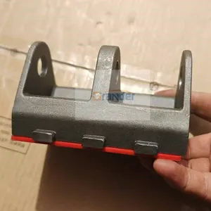 China High-quality Stainless Steel Petroleum Machinery Parts /oilfield Equipment Casting Parts /Pneumatic Gate Valve for Oil Operations thumbnail-1