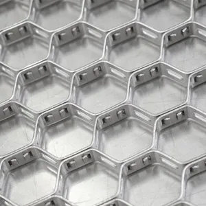 Manufacturer's Cost-Effective Low Carbon Steel Hexsteel Plain Weave Turtle Wire Mesh for Hot Floors Cut Weld for Foundry thumbnail-1