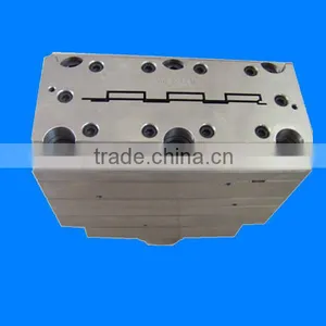 China Manufacturer Pvc Ceiling Profile Die Mould thumbnail-1