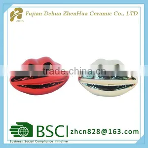 Sexy Lips Shape Small Money Bank for Decoration thumbnail-1