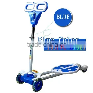 Hot Selling 4 Flashing Wheels Frog Swing Scooter thumbnail-1