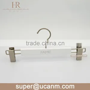 HR-UT32GW Wooden Pants Hanger thumbnail-2