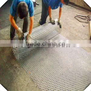 Anti-dazzle and Corrosion Proof Powder Coated Diamond Expanded Metal Mesh thumbnail-6
