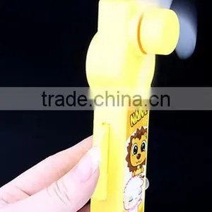 Cheap Plastic Mini Handy Fan for Kids in Summer thumbnail-3